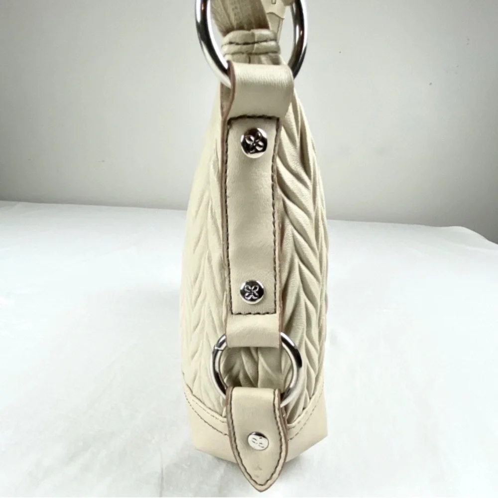 Relic nwot see